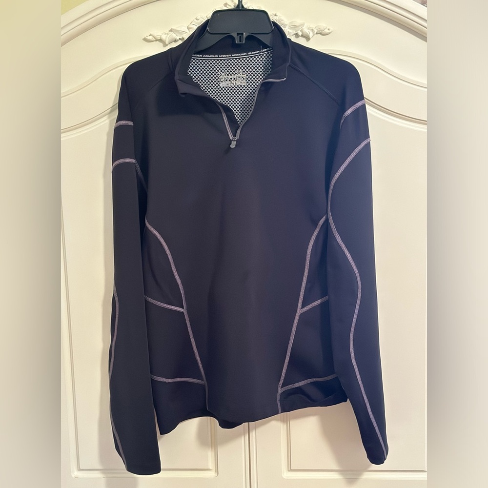 Under Armour Men's Black Pullover with Gray Stitching